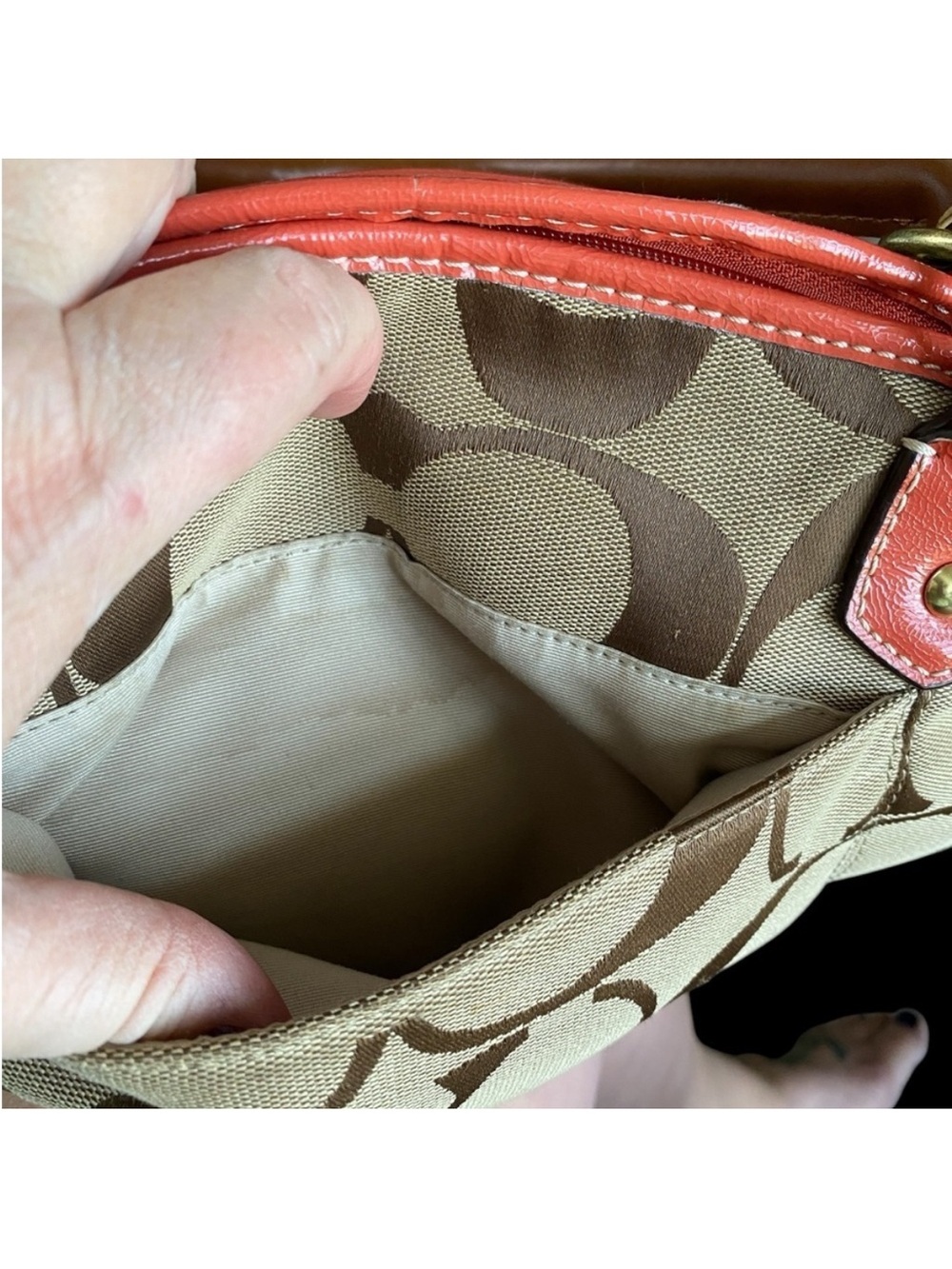 🔥SOLD🔥  Coach Brown Signature Canvas Satchel with Coral Trim - Picture 9 of 10